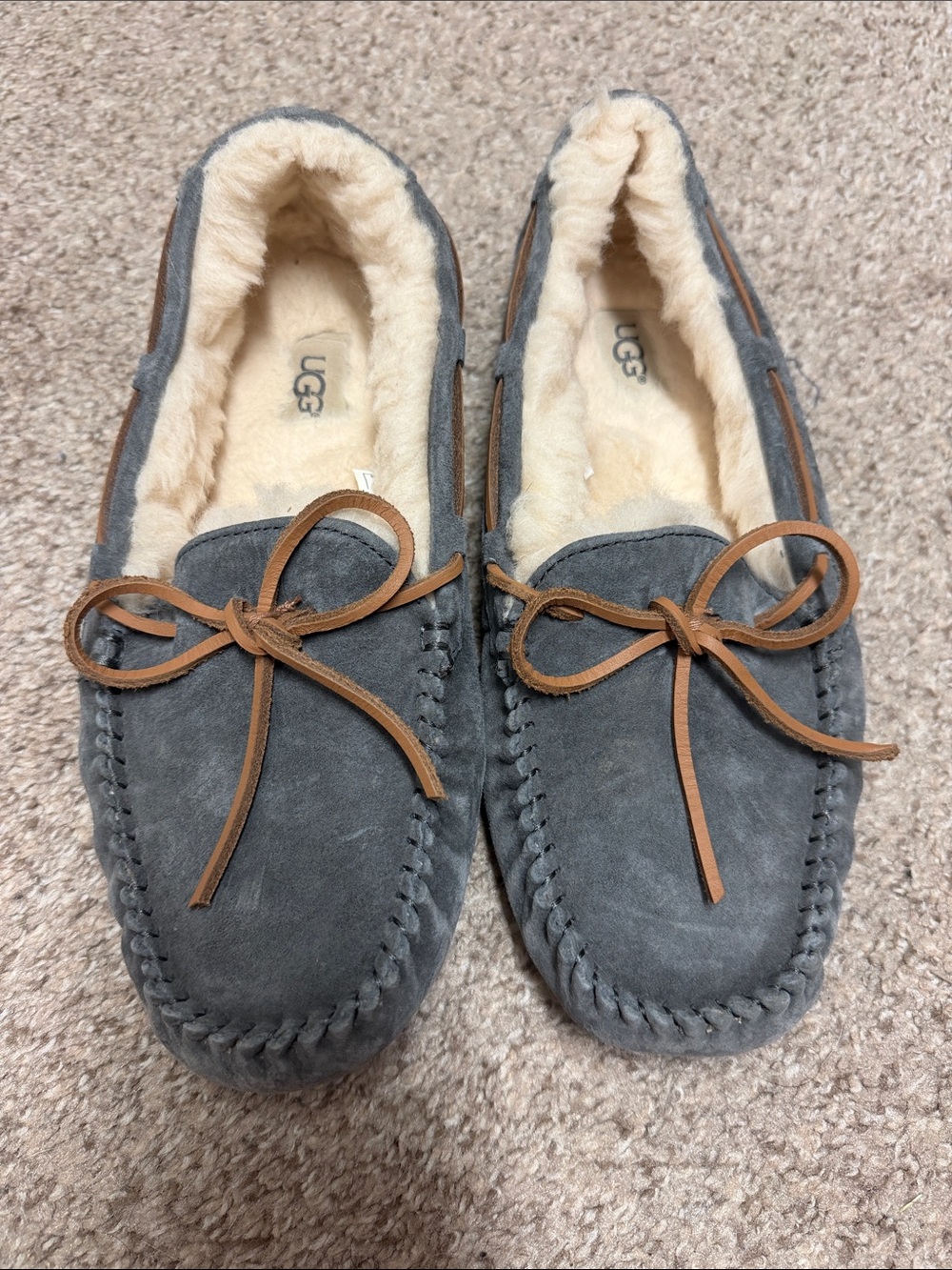 NWOB UGG Gray Suede Moccasin Slippers with Chestnut Trim